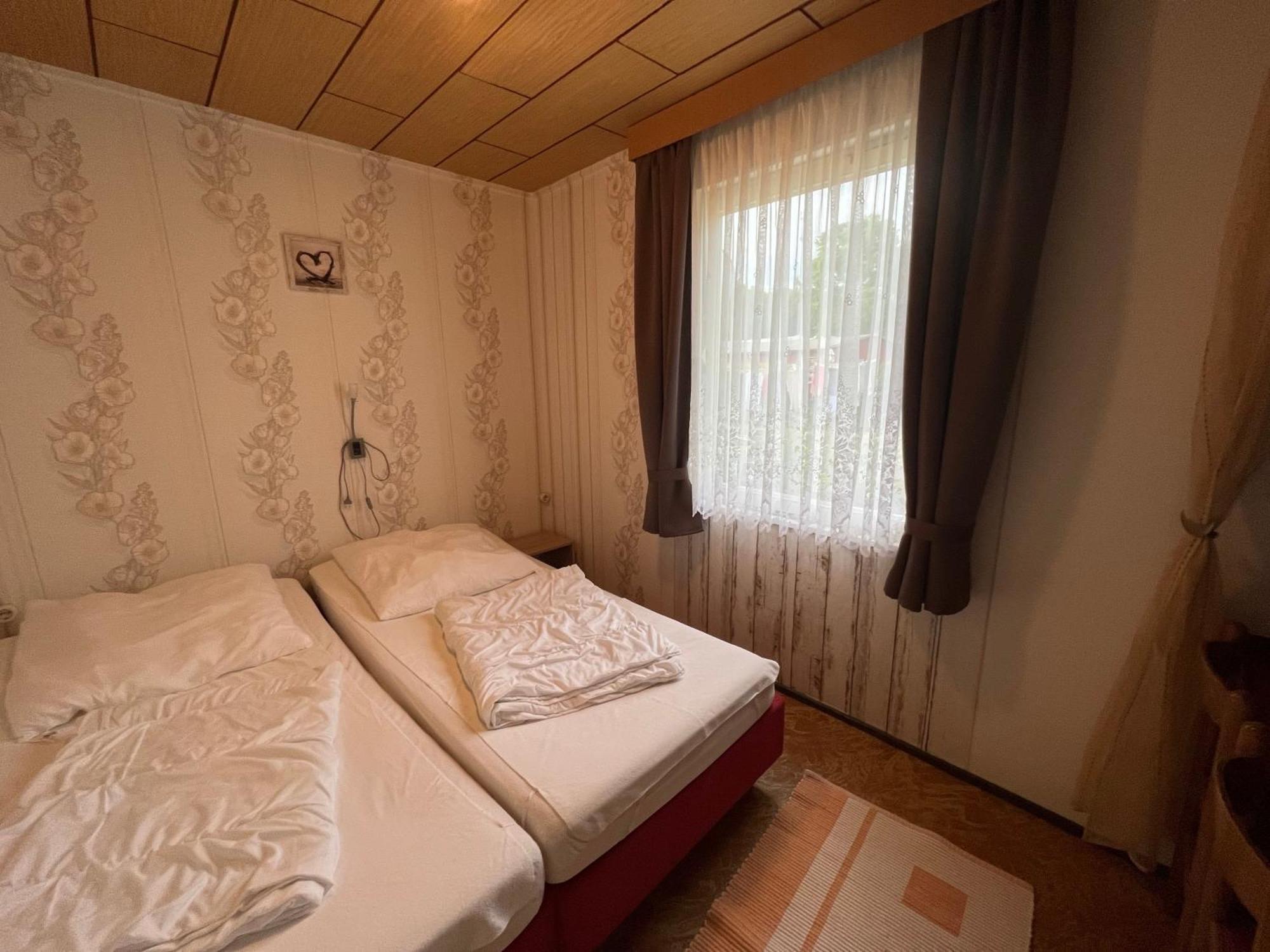 Ferien-Bungalow Im Seebad Ueckermuendeot Bellin Exterior foto